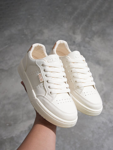 CLN - FLASH SALE: Get the Nashi sneakers now at P500 OFF!