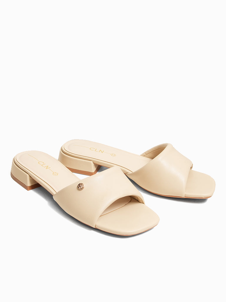 Kuma Heeled Slides