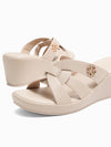 Laramie Wedge Slides