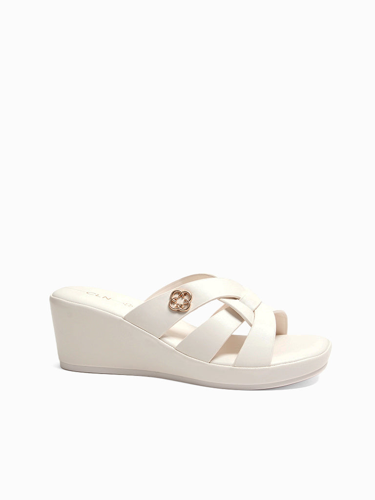Laramie Wedge Slides