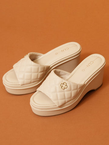 Larken Wedge Slides