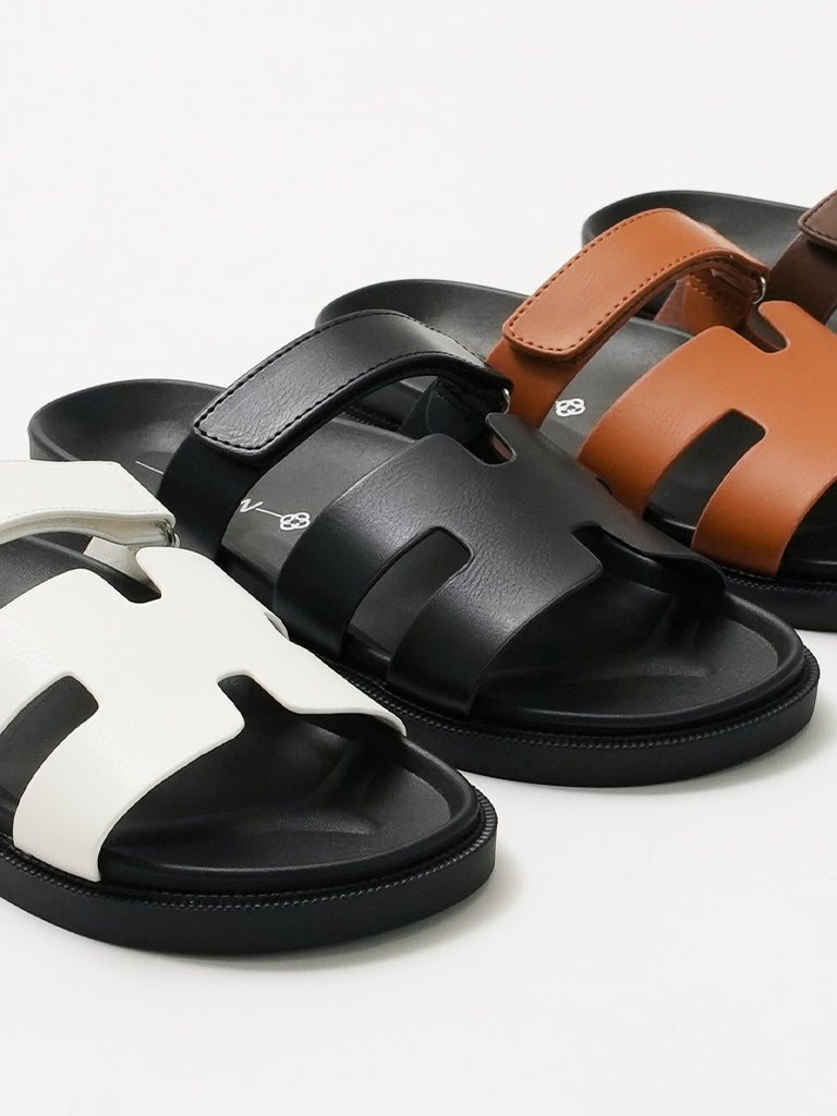 Lelia Slides
