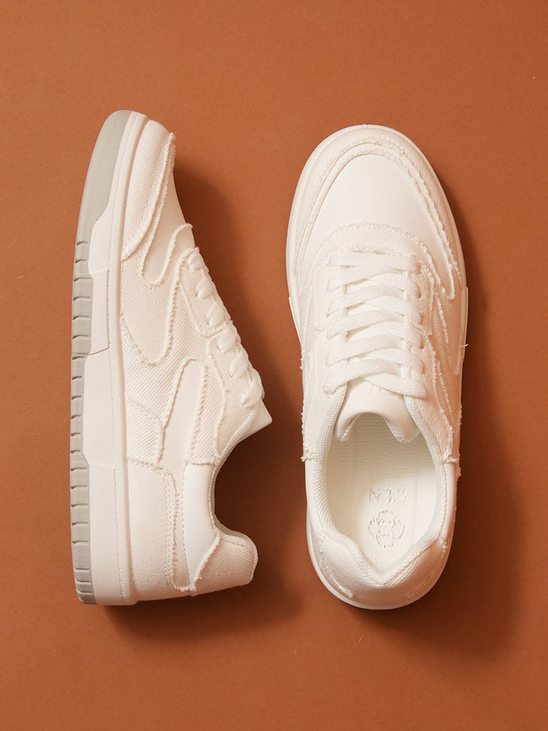 Liam Lace-up Sneakers