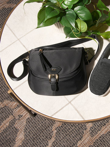 Look and feel sophisticated with the Selflessness Sling Bag ✨ Shop it here:  cln.com.ph/products/selflessness