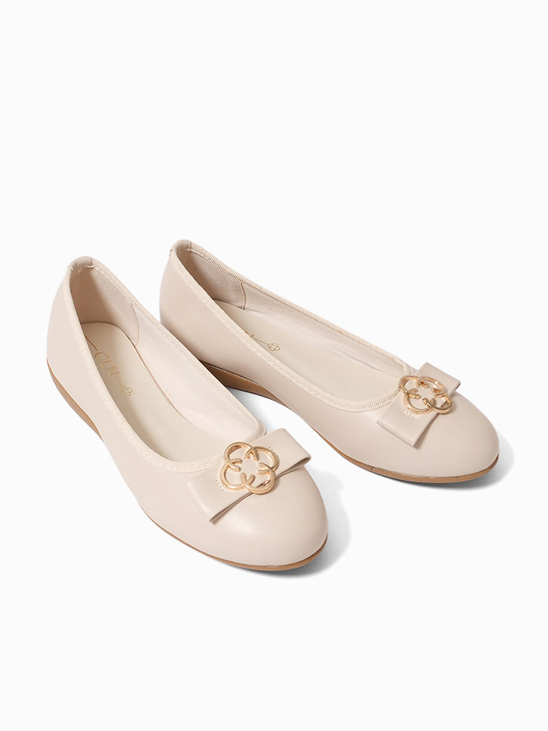 Olivine Ballerinas