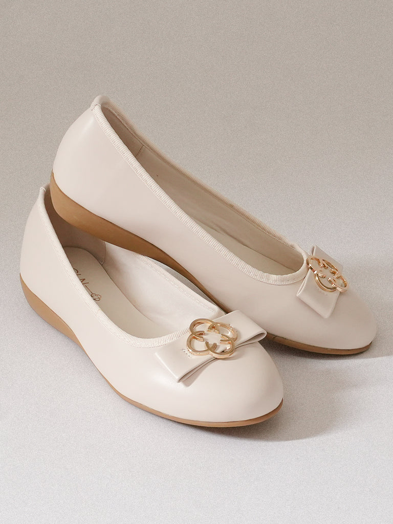 Olivine Ballerinas
