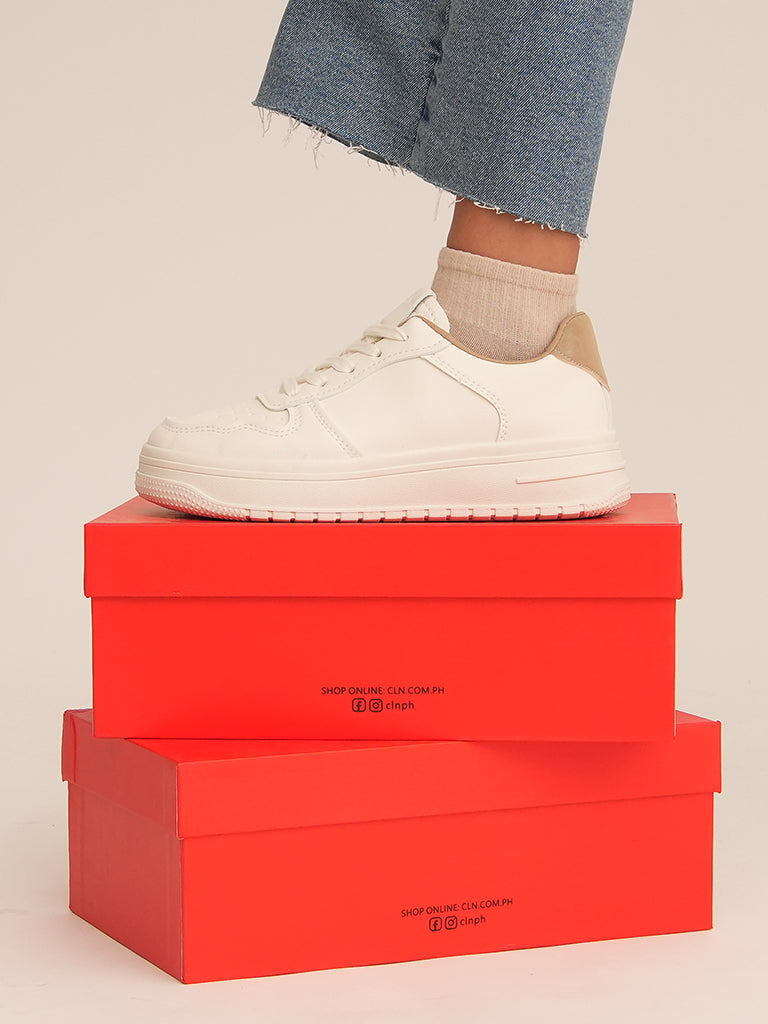 Sedna Lace up Sneakers