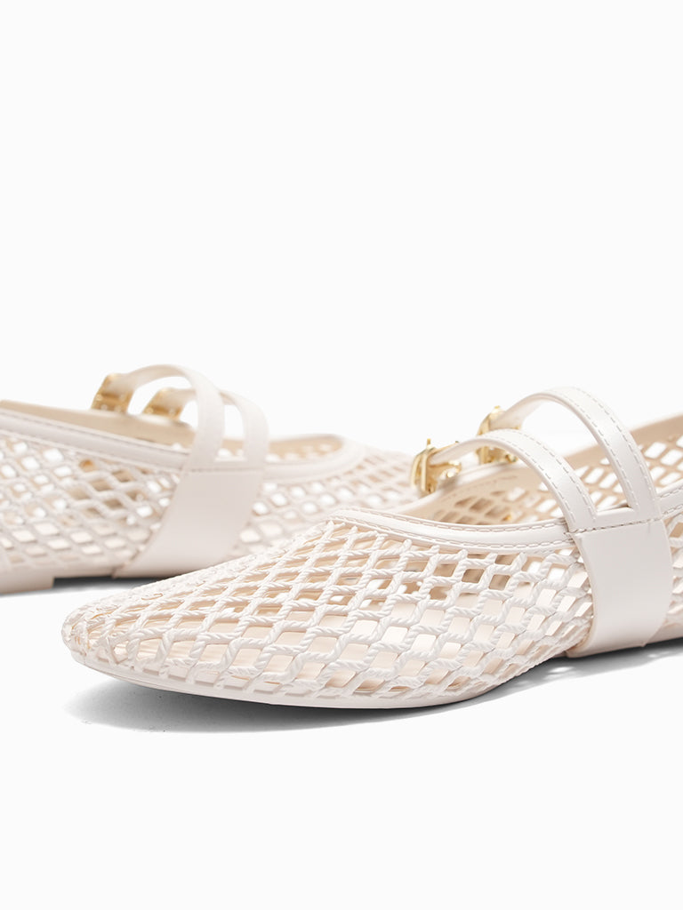 Shaylee Mary Janes P999 each (Any 2 at P1299)