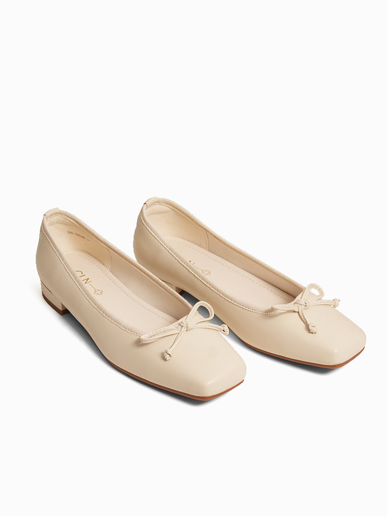 Vaughn Pumps