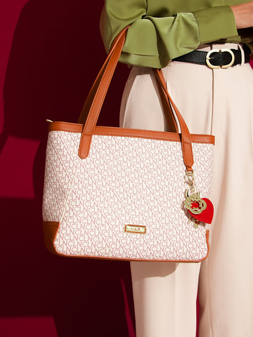 Vyanka Tote