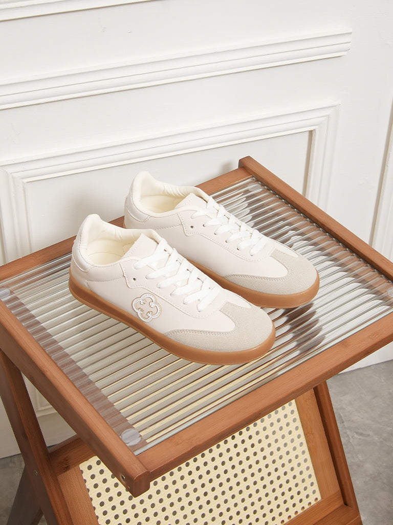 Yuan Lace-up Sneakers