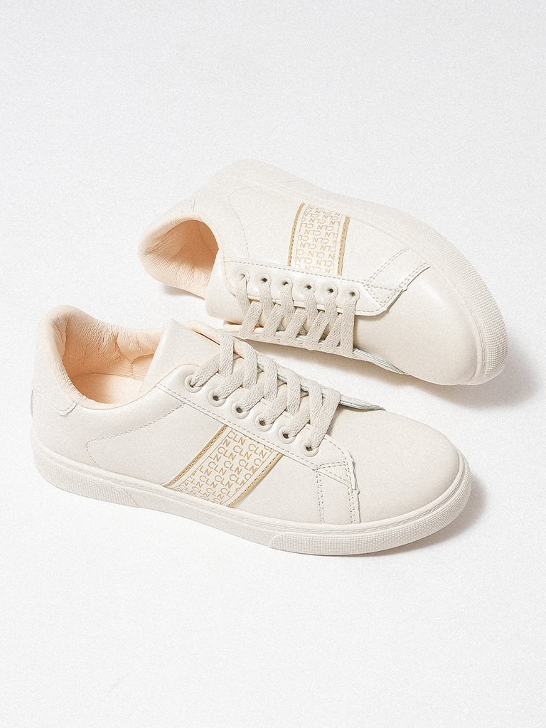 Zahara Lace-up Sneakers