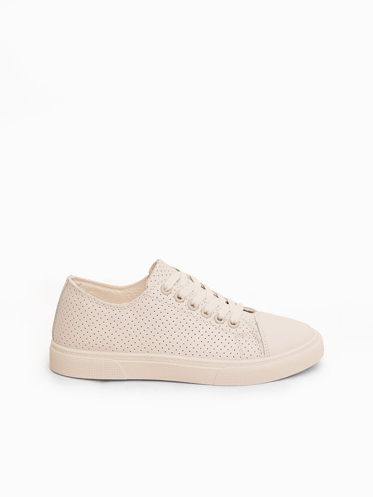 Zinia Lace-up Sneakers
