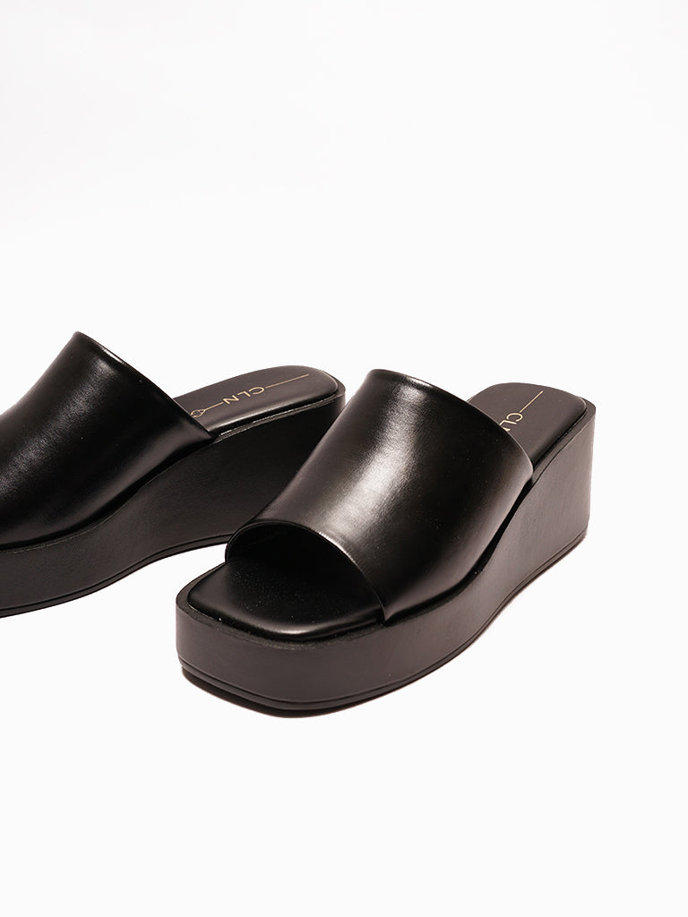 Duana Wedge Slides