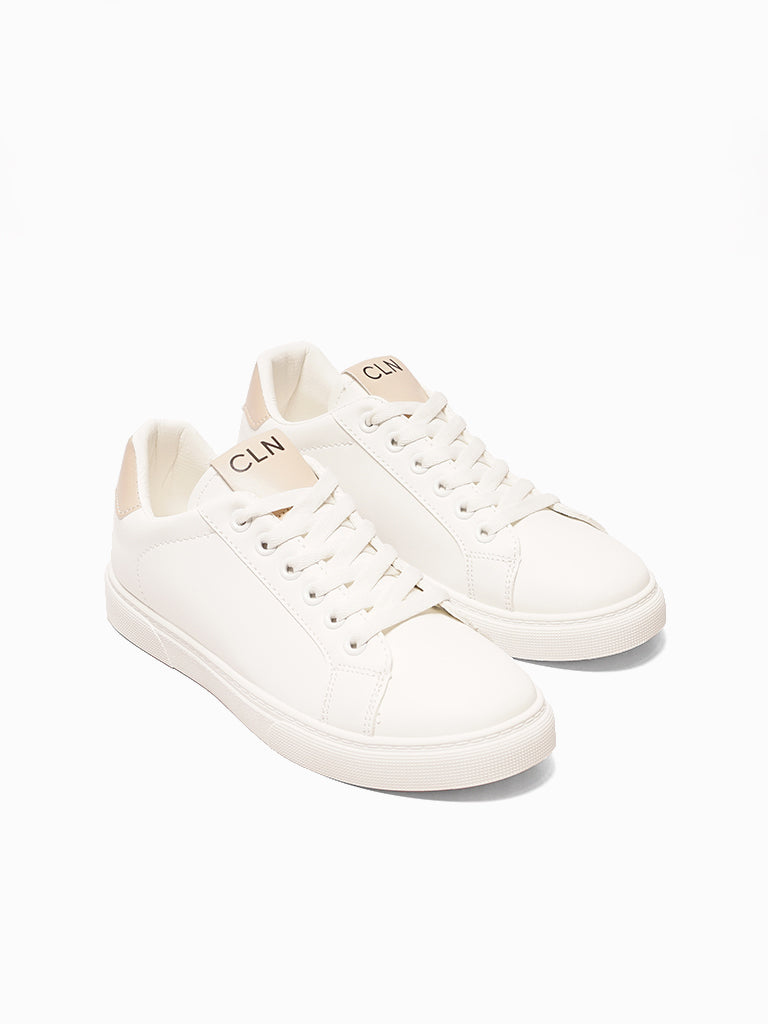 Rayne Lace up Sneakers
