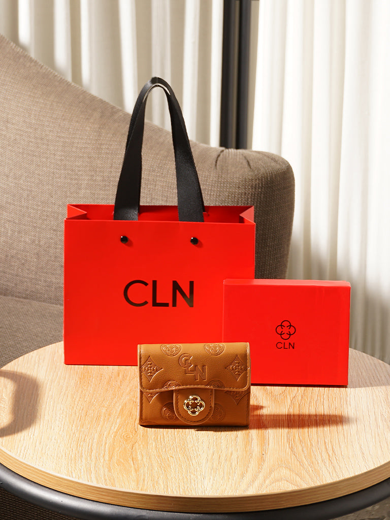 Stacie Card Holder (Debossed Monogram)
