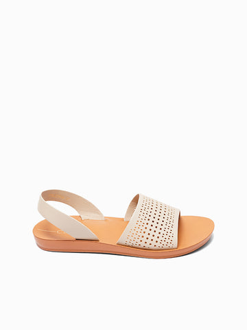 Zoya Flat Sandals